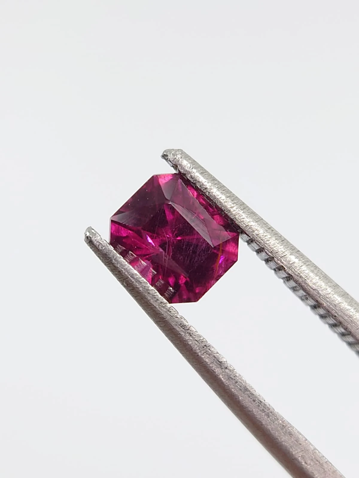 0.83ct Natural Umbalite Garnet from Malawi — view 5